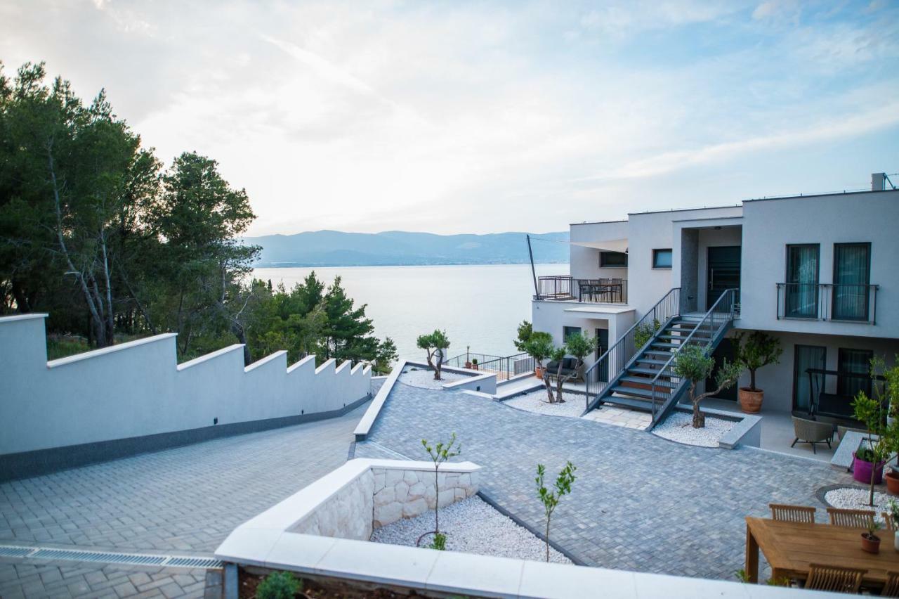Appartamento Olive Hill House - Ground Floor Slatine Esterno foto